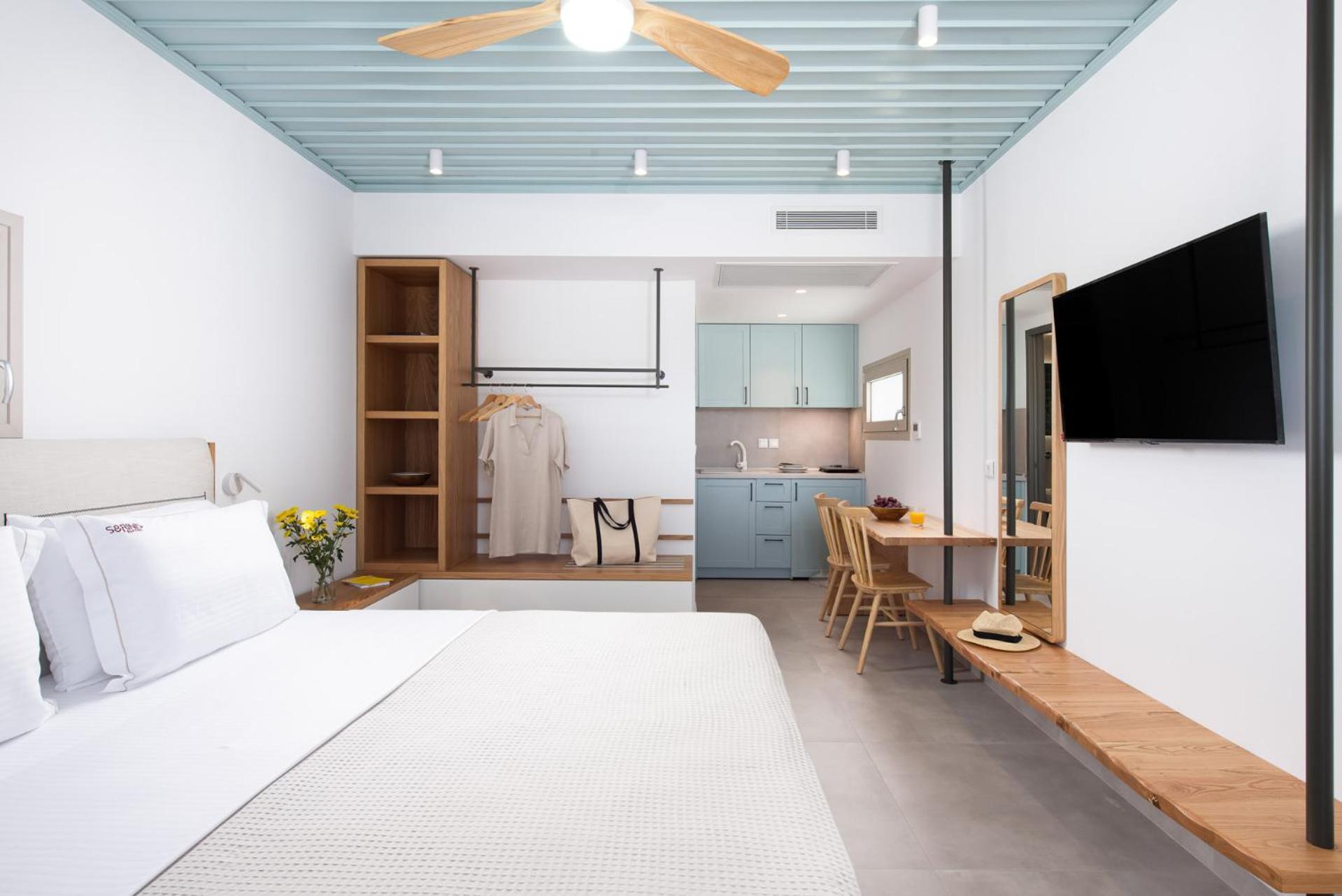 Sourinis Luxury Suites ลิเมนาเรีย ภายนอก รูปภาพ