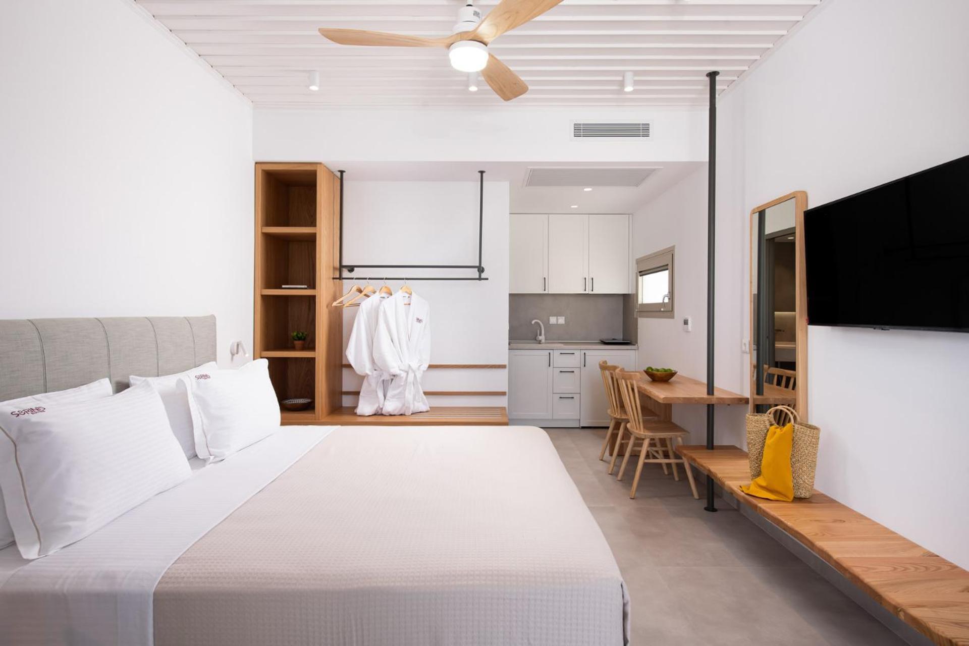 Sourinis Luxury Suites ลิเมนาเรีย ภายนอก รูปภาพ